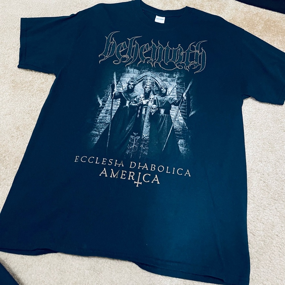 Mens large black behemoth band tee never worn